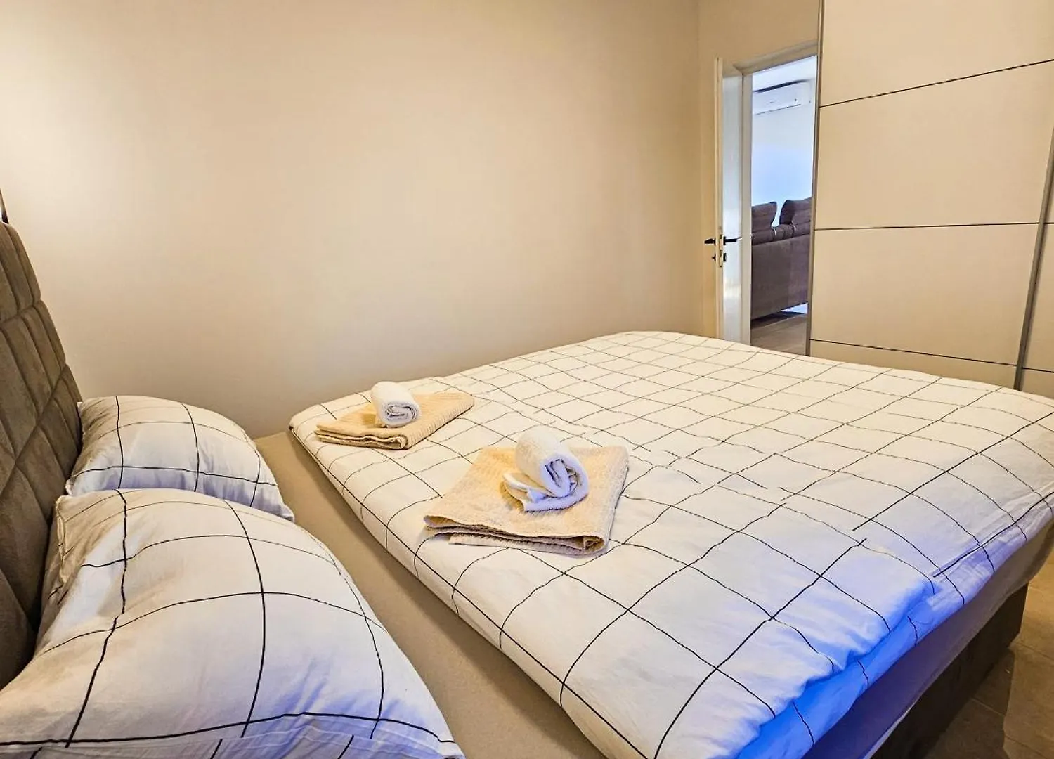 Ferienwohnung Stressless Nin Apartment