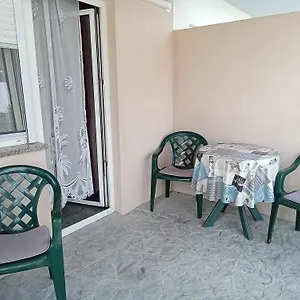Ninske Vodice Apartment
